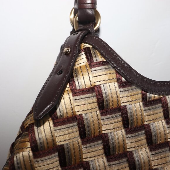 NWT COLE HAAN Genevieve Woven Triangle Hobo Shoulder Handbag Tote Silk Raffia - Picture 12 of 12